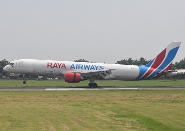 9M-RYA (24472) 1989 Boeing 757-26D(PCF)