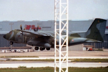 R94 / 61-ZL (94) Transall C-160R