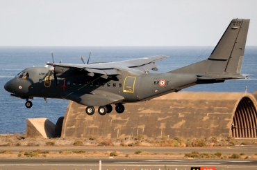 165 62-IT (C165) 2003 CASA CN-235-200M
