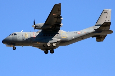 111 · CASA CN-235-200M · (LPA / GCLP)