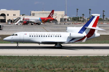 F-RAFB (86) 2010 Dassault Falcon 7X