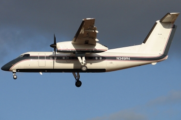 N349PH (486) 1997 DeHavilland Canada DHC-8-200