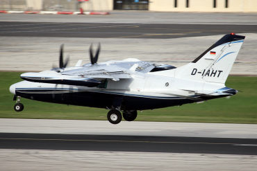 D-IAHT (352SA) 1977 Mitsubishi MU-2B-26A
