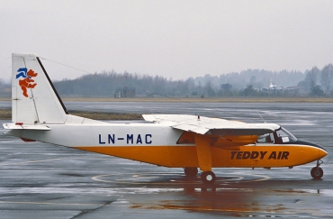 LN-MAC (cn 431) Britten-Norman BN-2A