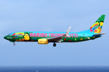 D-ATUJ, (cn 39923), Boeing 737-8K5