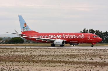 D-ABMV (37785) 2013 Boeing 737-86J(WL)