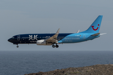 D-ABKM (37755) Boeing 737-86J(WL)