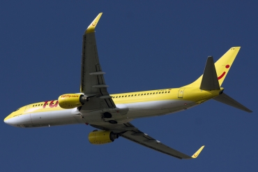 D-AHFV (30415) 2000 Boeing 737-8K5(WL)
