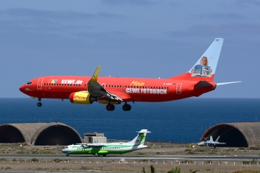 D-AHFZ (30883) 2001 Boeing 737-8K5(WL)