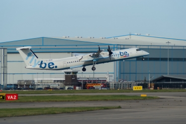 G-JECR (4139) Bombardier Dash 8-Q402