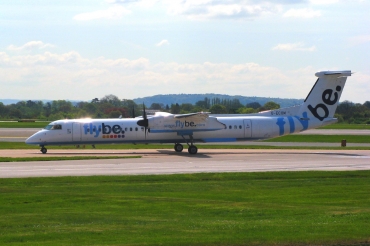 G-ECOM (4233) Bombardier Dash 8-Q402