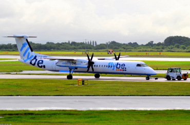 G-JEDU (4089) 2004 Bombardier Dash 8-Q402