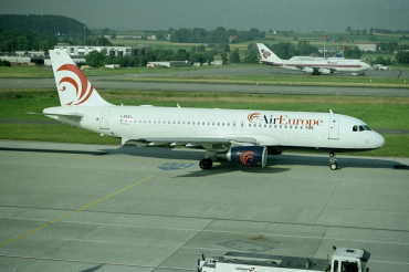 I-PEKL · Airbus A320-214 · (ZRH / LSZH)