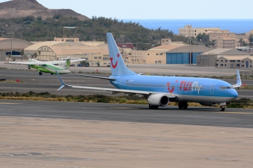 SE-RFV (32669) 2006 Boeing 737-86N WL