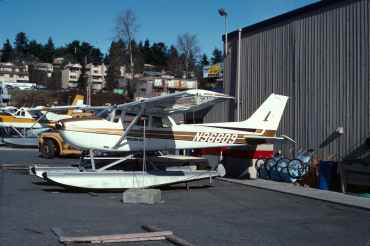 N96809 (17276117) 1984 Cessna 172P