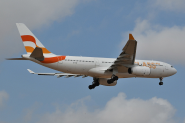 OY-VKF (309) 1999 Airbus A330-243