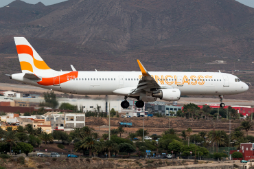 OY-TCG (6389) 2014 Airbus A321-211(WL)