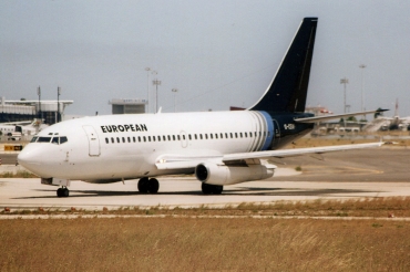 G-CEAI, (cn 21176), Boeing 737-229/Adv