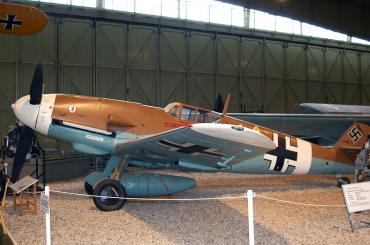 4 (10575) 1942 Messerschmitt Bf-109G-2