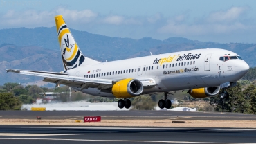 YV621T (27352) 1994 Boeing 737-4H6