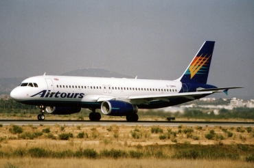 G-CRPH (424) 1993 Airbus A320-231