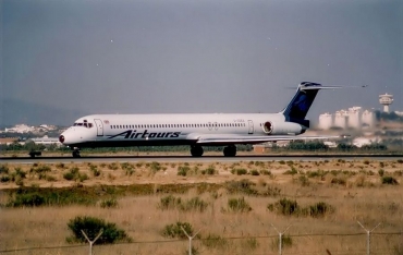 G-COES (cn 49937) McDonnell Douglas MD-83