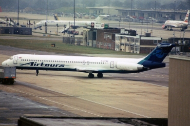 G-DCAC (cn 49935) McDonnell Douglas MD-83