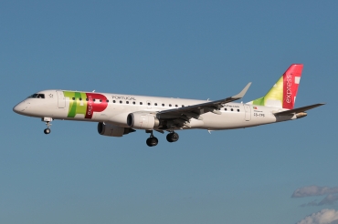 CS-TPS (19000493) Embraer 190-100LR