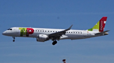 CS-TPT (19000495) Embraer 190-100LR