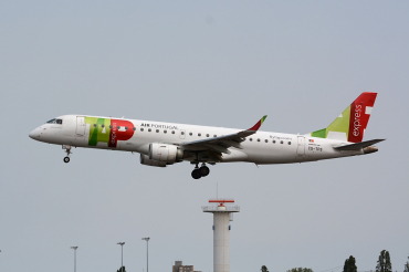 CS-TPS (19000493) Embraer 190-100LR