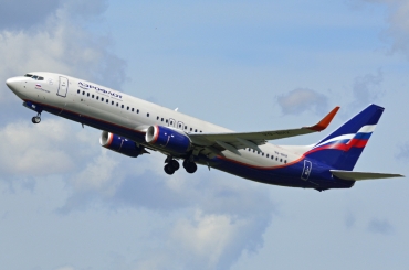 VQ-BHX (41242) 2018 Boeing 737-8LJ(WL)