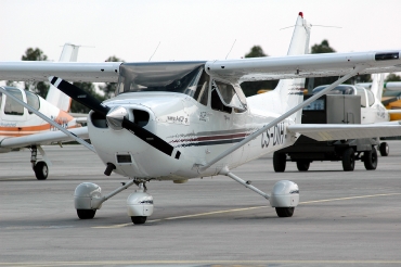 CS-DIH (17280412) Cessna 172R Skyhawk