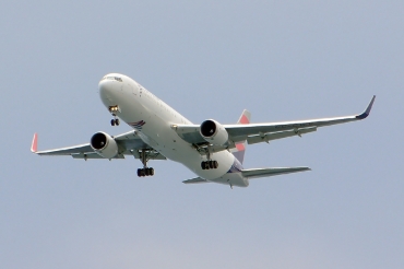 CC-CWV (35230) 2007 Boeing 767-316 ER WL