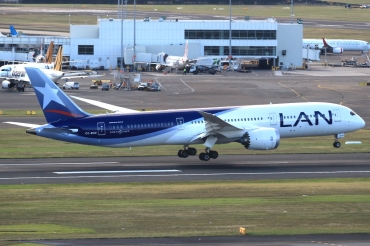 CC-BGD (35322) 2015 Boeing 787-9 Dreamliner
