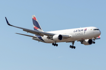N542LA · Boeing 767-316ER(BCF)(WL) · (LPA / GCLP)