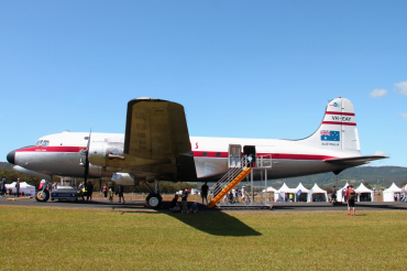 VH-EAY (27352) 1944 Douglas C-54E Skymaster