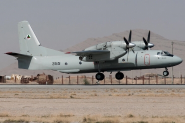 355 (3305) 1993 Antonov An-32B