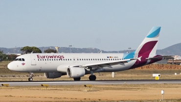 D-ABHC (cn 3594) Airbus A320-214