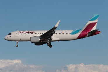 D-AEWD (7019) 2016 Airbus A320-214(WL)