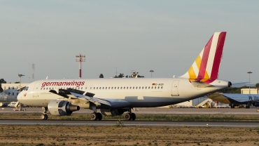 D-AIQS (401) 1993 Airbus A320-211