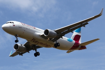 D-AEWC · Airbus A320-214(WL) · (FCO / LIRF)