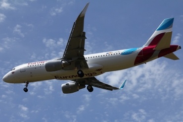 D-AEWC · Airbus A320-214(WL) · (FCO / LIRF)