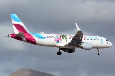 OE-IQD (007056) Airbus A320-214(WL)