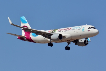 OE-IQD (007056) Airbus A320-214(WL)