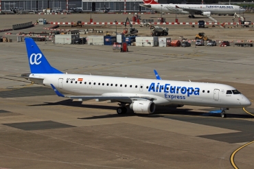 EC-LEK (cn 19000344) Embraer 190-200LR