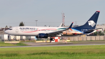 XA-AMC (cn 36704) Boeing 737-852