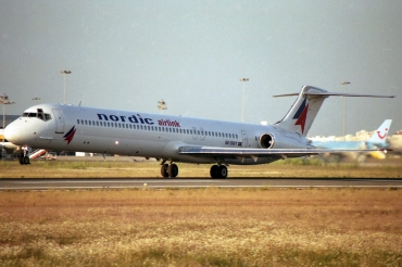 SE-DMT (48003) 1980 McDonnell Douglas MD-81