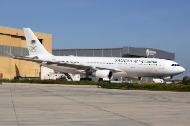 9H-EFS (489) 2002 Airbus A330-202