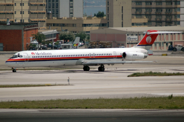 I-SMEV (49669) 1988 McDonnell Douglas MD-82