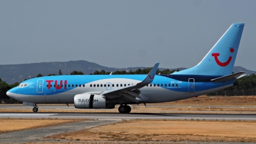 OO-JAS (35144) 2008 Boeing 737-7K5 WL
